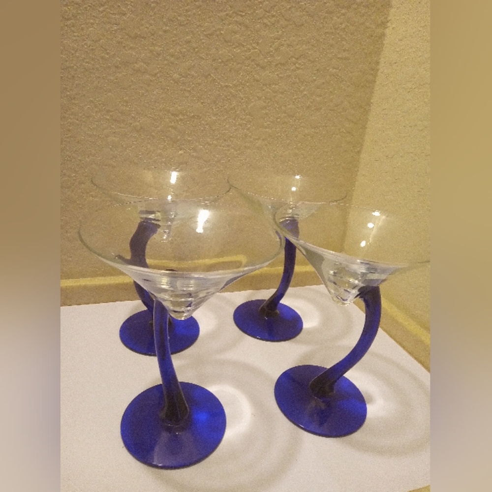 (4) Martini Glasses With Cobalt Blue Curved stem.